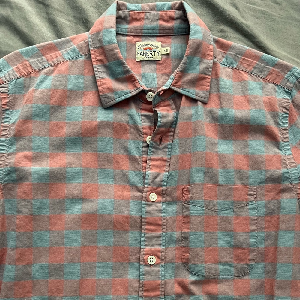 Men’s Faherty long sleeve summer weight button down